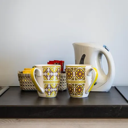 Modern 1 Bedroom For Family With Sofa Bed - By Solea Apartman *